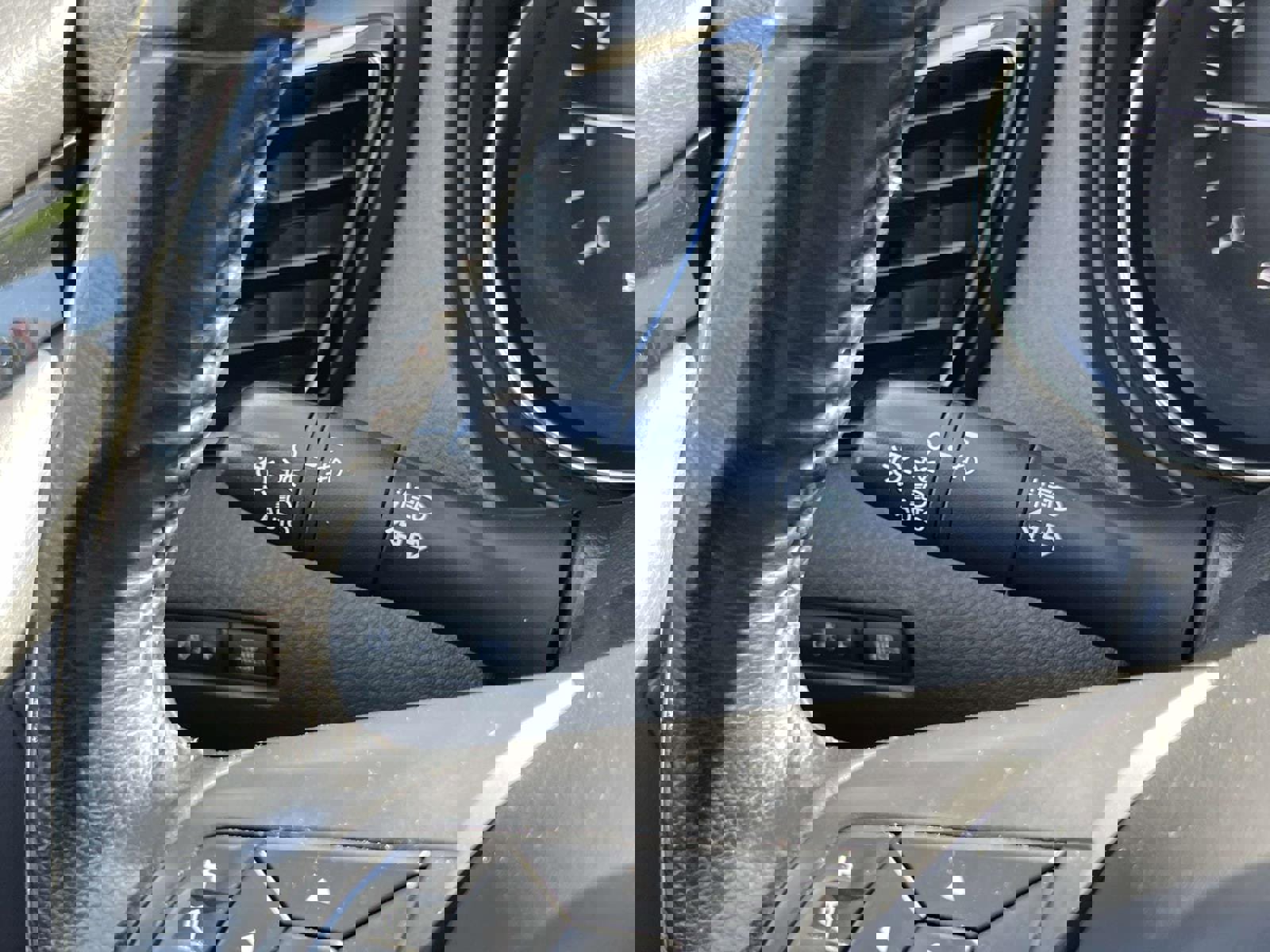 Used 2022 Nissan Rogue Sport SL w/ Premium Package image 20