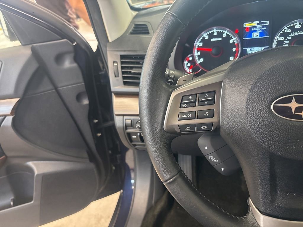 Used 2014 Subaru Outback 3.6R Limited image 20
