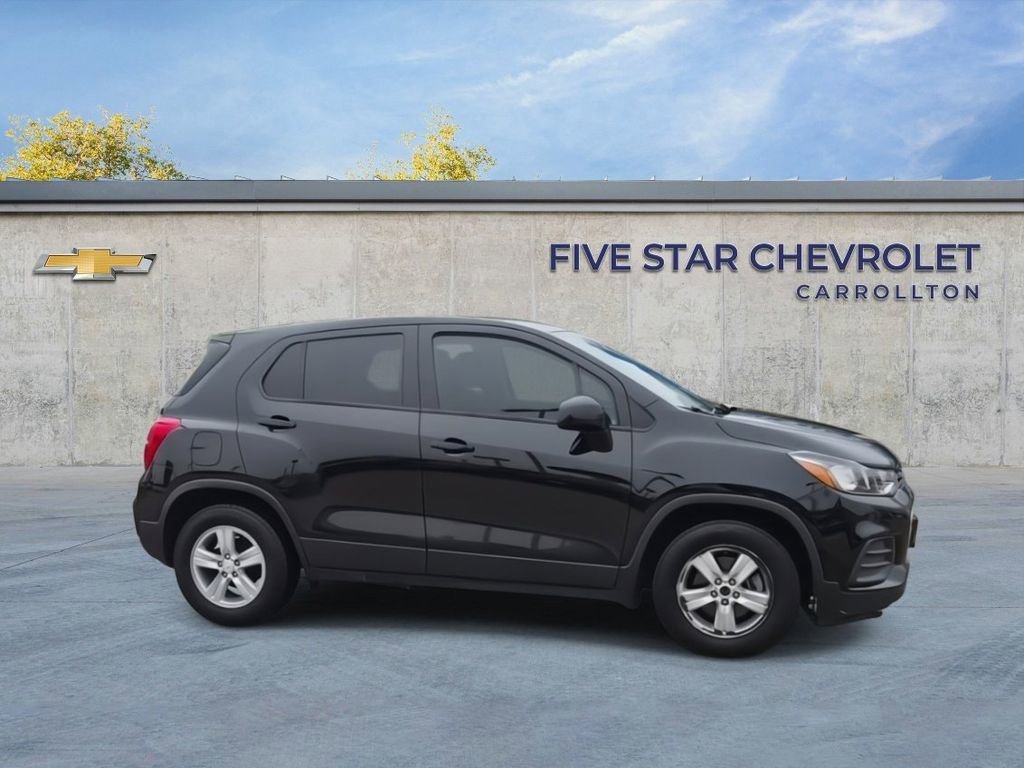 Used 2020 Chevrolet Trax LS w/ Tint and Cruise Package FWD image 8