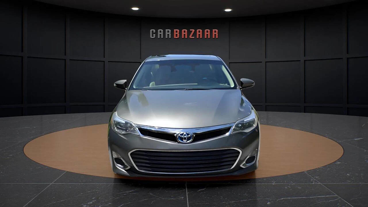 Used 2013 Toyota Avalon XLE Touring image 2