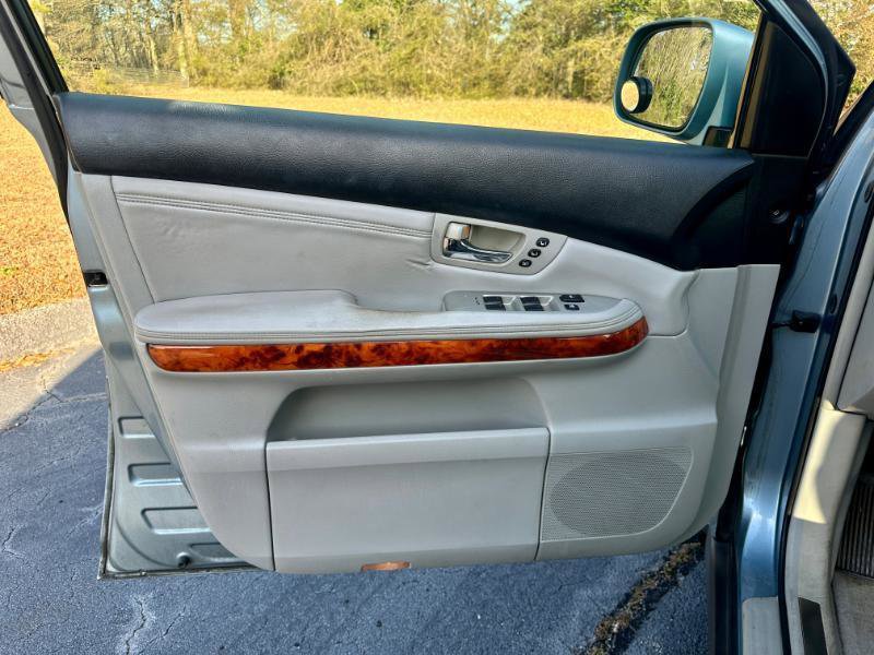 Used 2005 Lexus RX 330 image 14