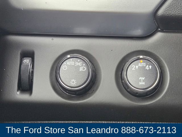 Used 2019 Chevrolet Suburban LT image 22