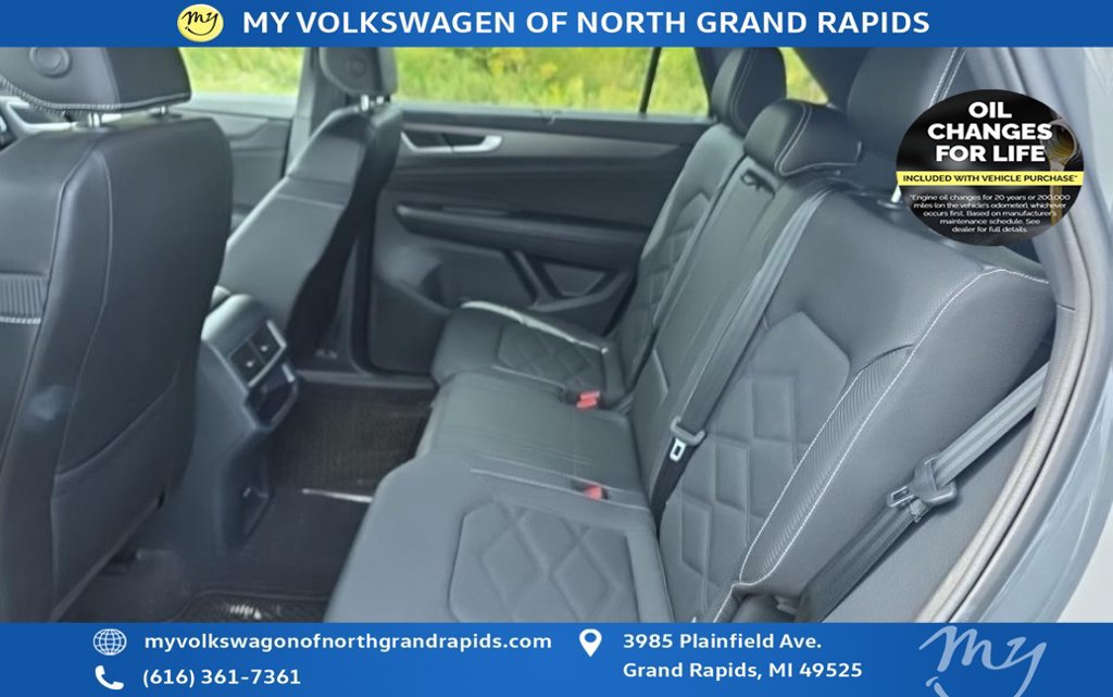 Used 2024 Volkswagen Atlas Cross Sport SE AWD/4WD image 9