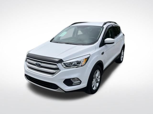 Used 2017 Ford Escape SE w/ Equipment Group 201A FWD image 3
