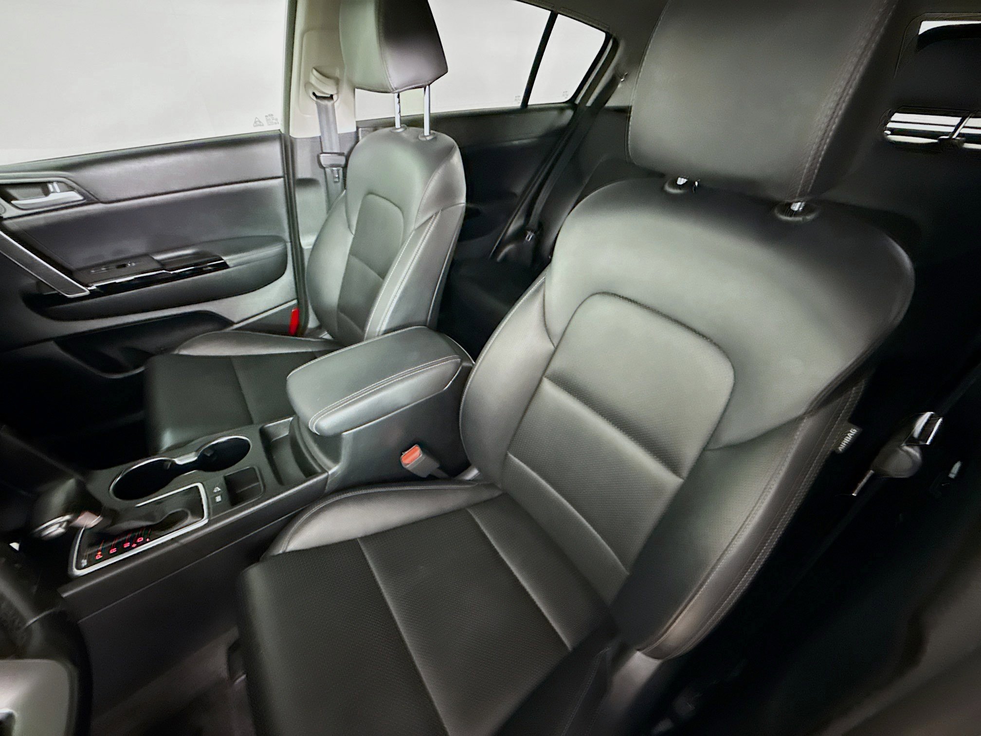 Used 2022 Kia Sportage EX image 25