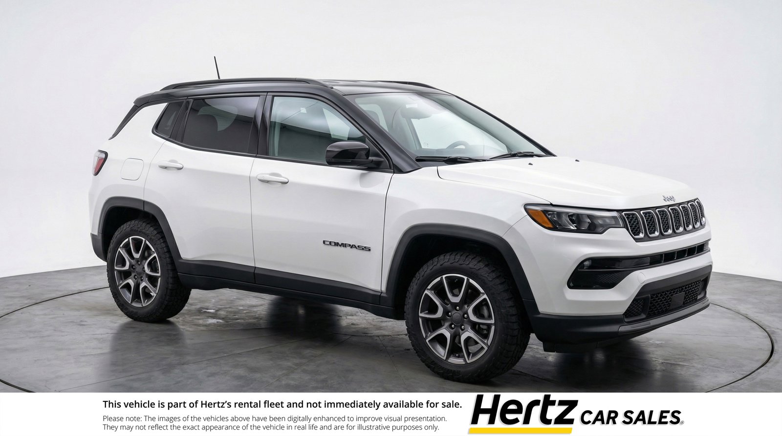 Used 2025 Jeep Compass Trailhawk image 1