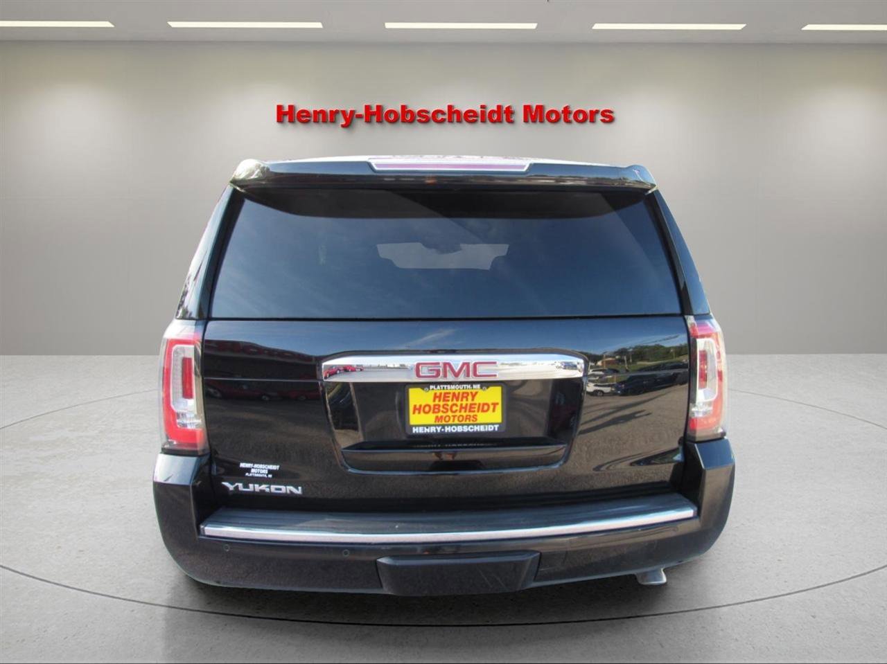 Used 2019 GMC Yukon Denali w/ Denali Ultimate Package AWD/4WD image 3