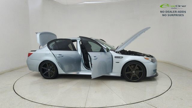 Used 2006 BMW M5 image 69