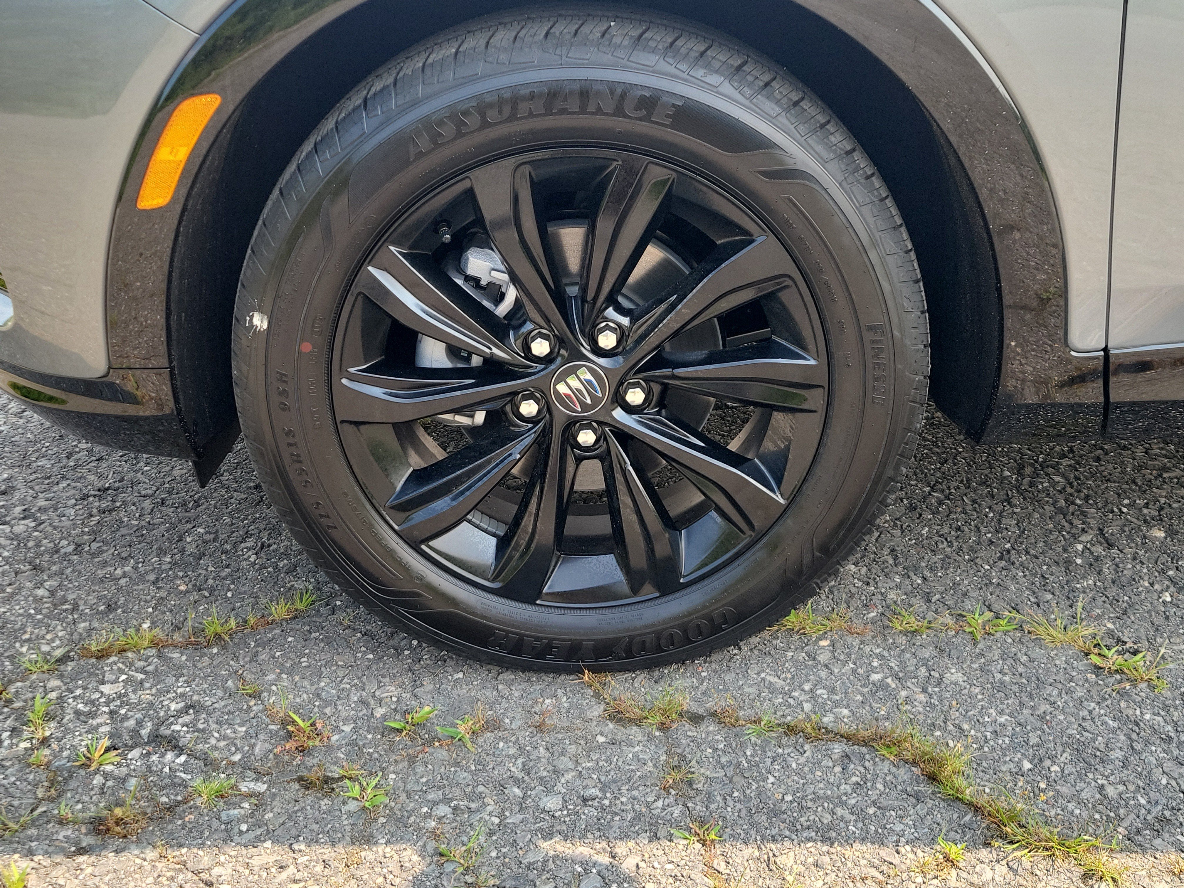 New 2026 Buick Envista Sport Touring w/ Convenience I Package FWD image 12