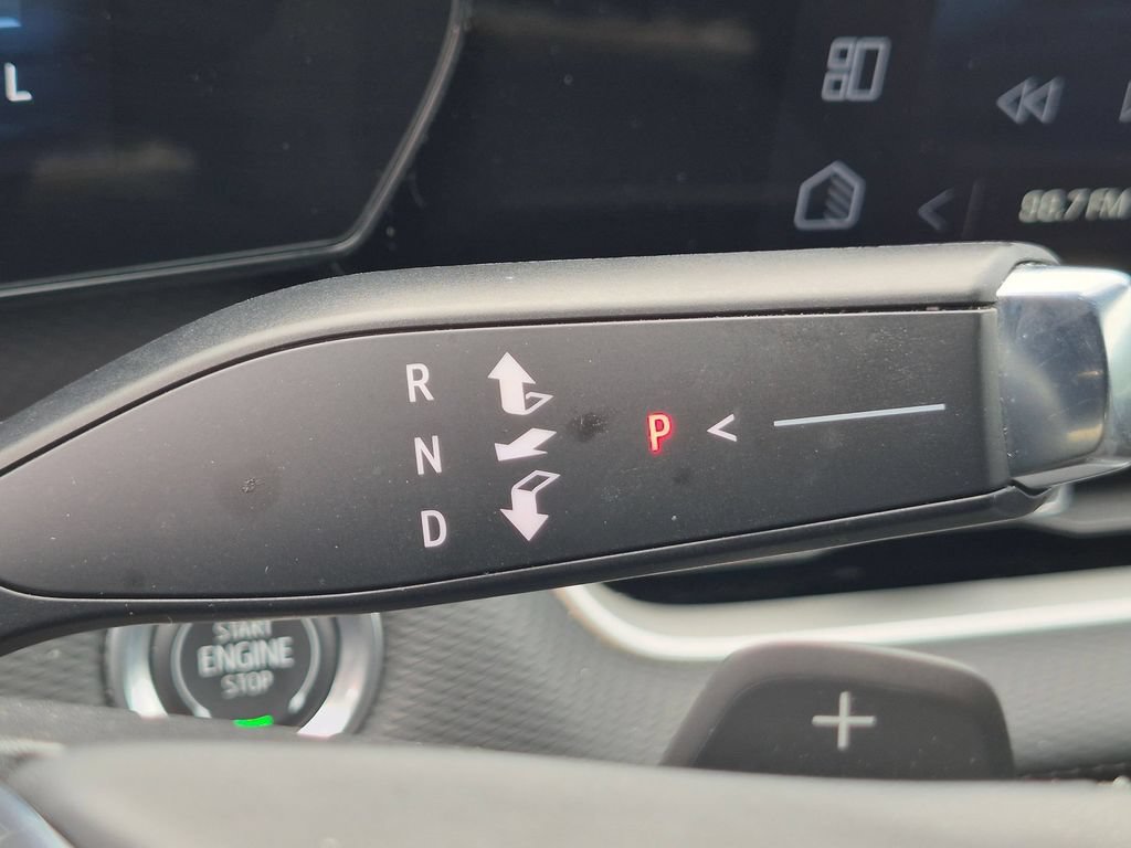 Used 2025 Chevrolet Equinox LT AWD/4WD image 17