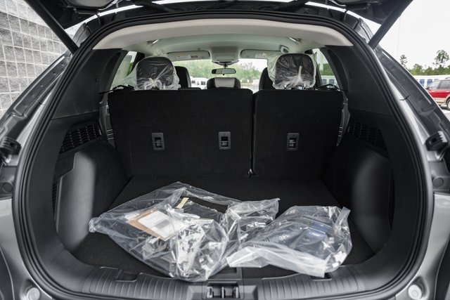 New 2026 Ford Escape SE FWD image 12