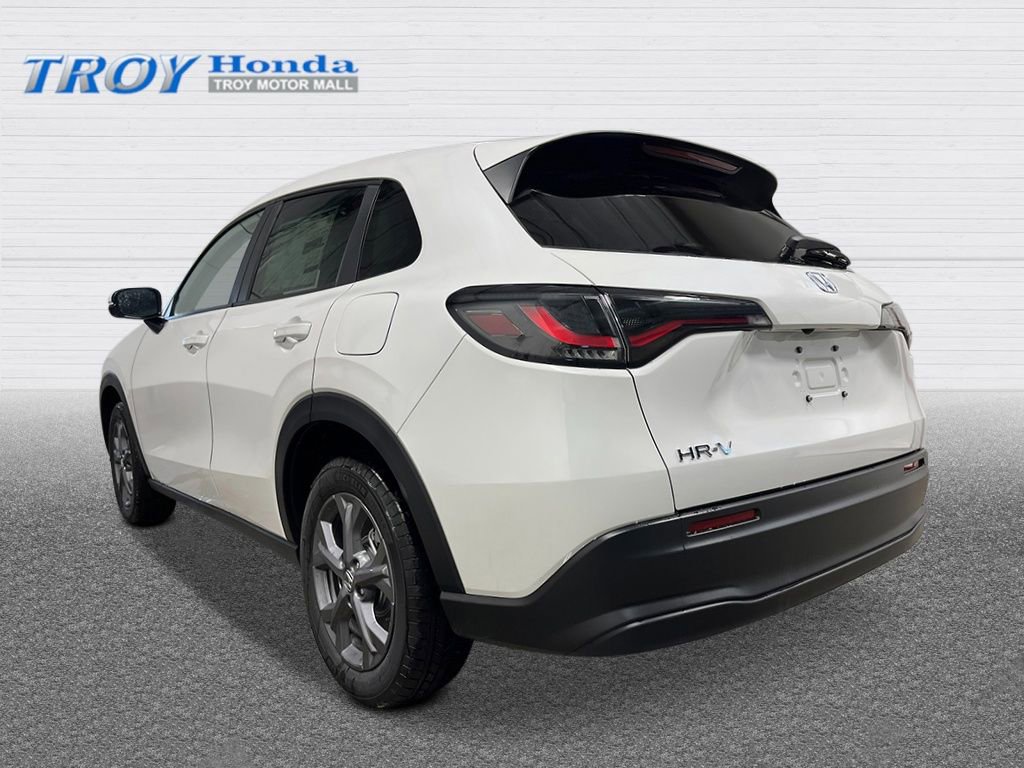 New 2026 Honda HR-V LX image 3