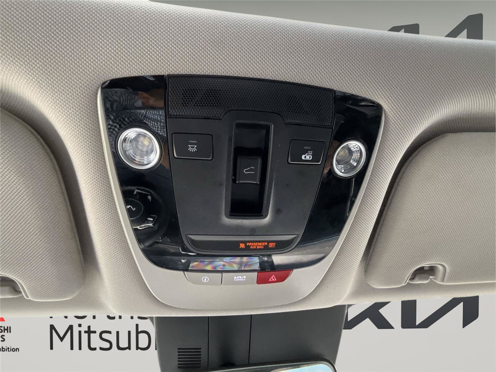 Used 2023 Kia Sorento S w/ Panoramic Sunroof Package AWD/4WD image 23