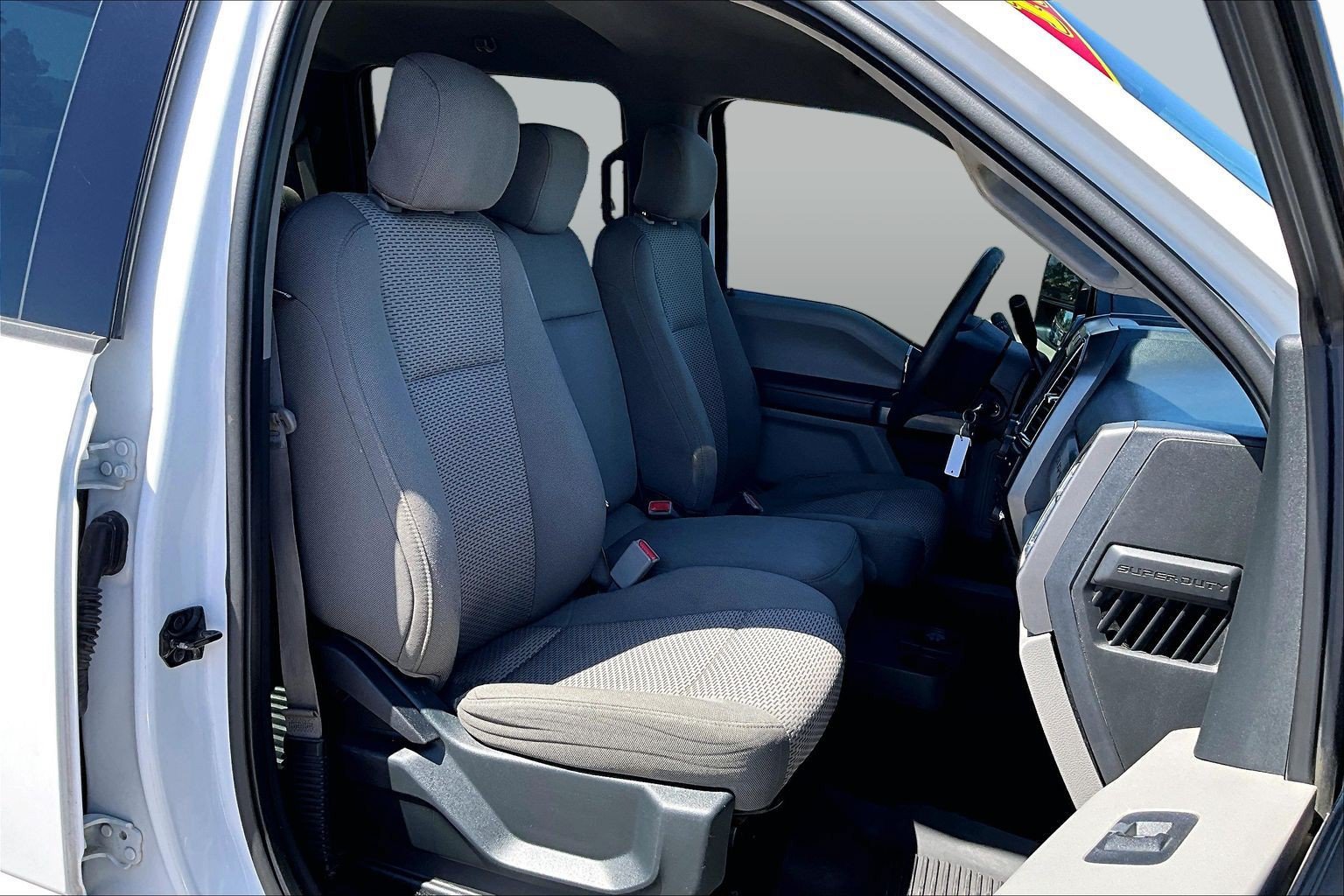 Used 2017 Ford F250 XLT AWD/4WD image 7