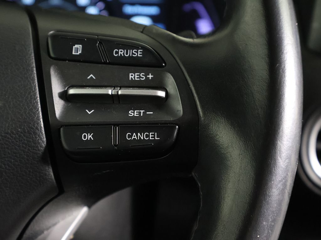 Used 2021 Hyundai Kona Limited w/ Cargo Package FWD image 40