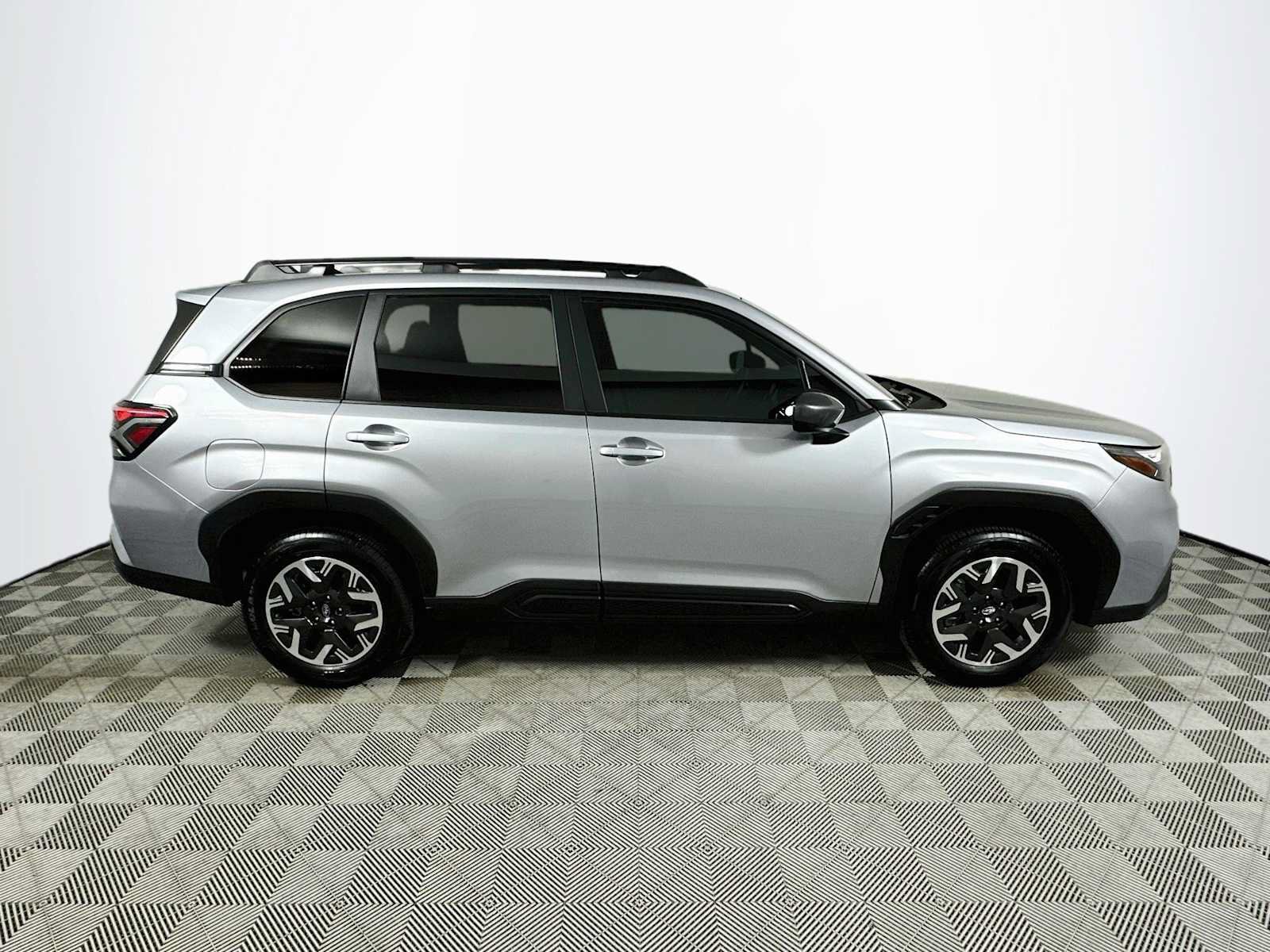 Certified 2026 Subaru Forester Premium AWD/4WD image 8