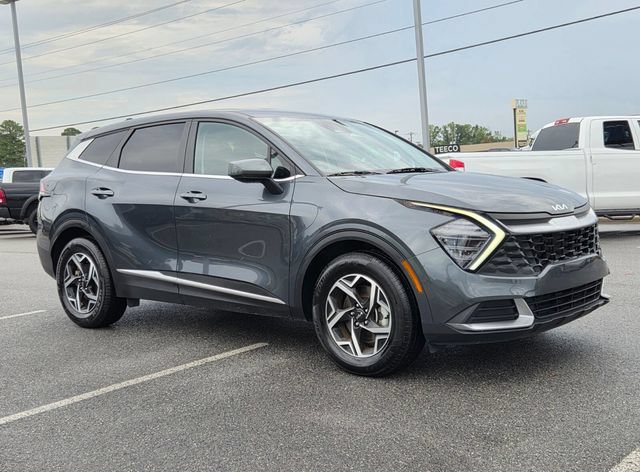 Used 2025 Kia Sportage LX FWD image 5