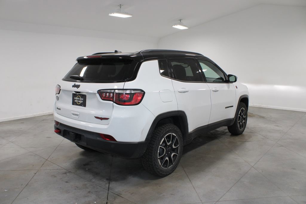 Used 2025 Jeep Compass Trailhawk w/ Trailer Tow Group image 11