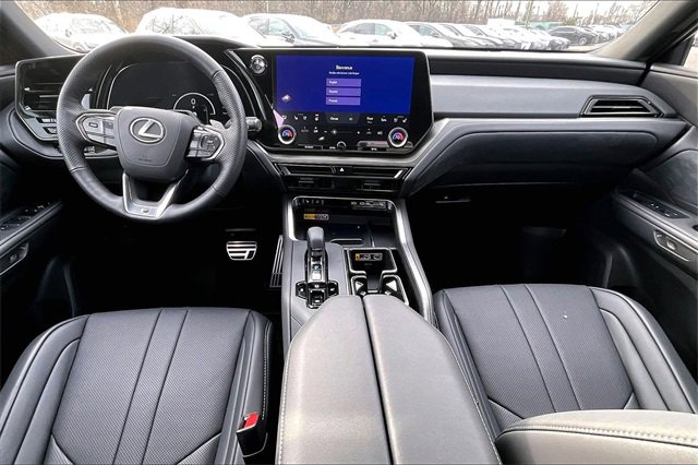 New 2025 Lexus TX 500h AWD image 5