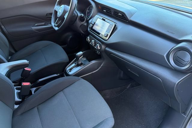 Certified 2025 Nissan Kicks Play S FWD image 18