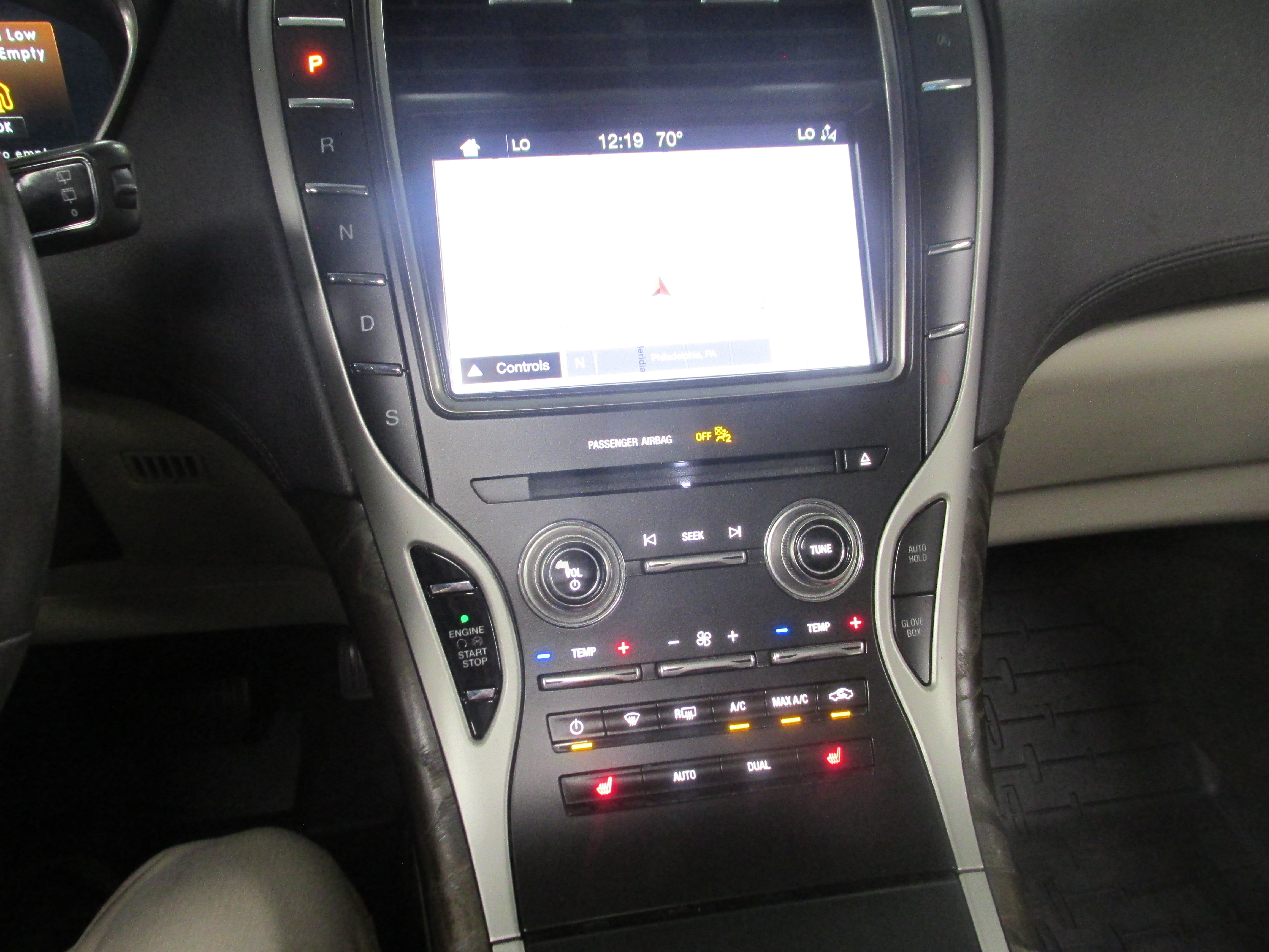 Used 2019 Lincoln Nautilus Select AWD/4WD image 41