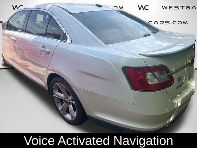 Used 2010 Ford Taurus SHO image 5