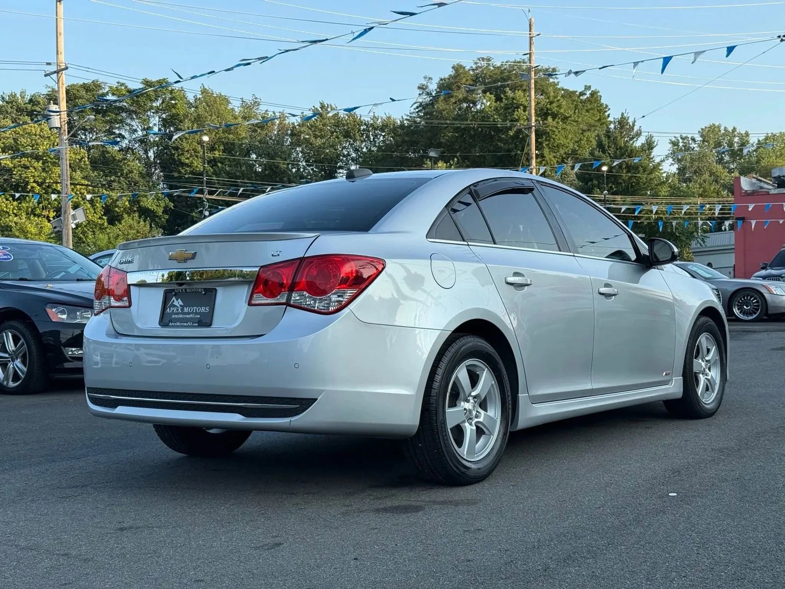 Used 2016 Chevrolet Cruze LT w/ Sun And Sound Package image 12