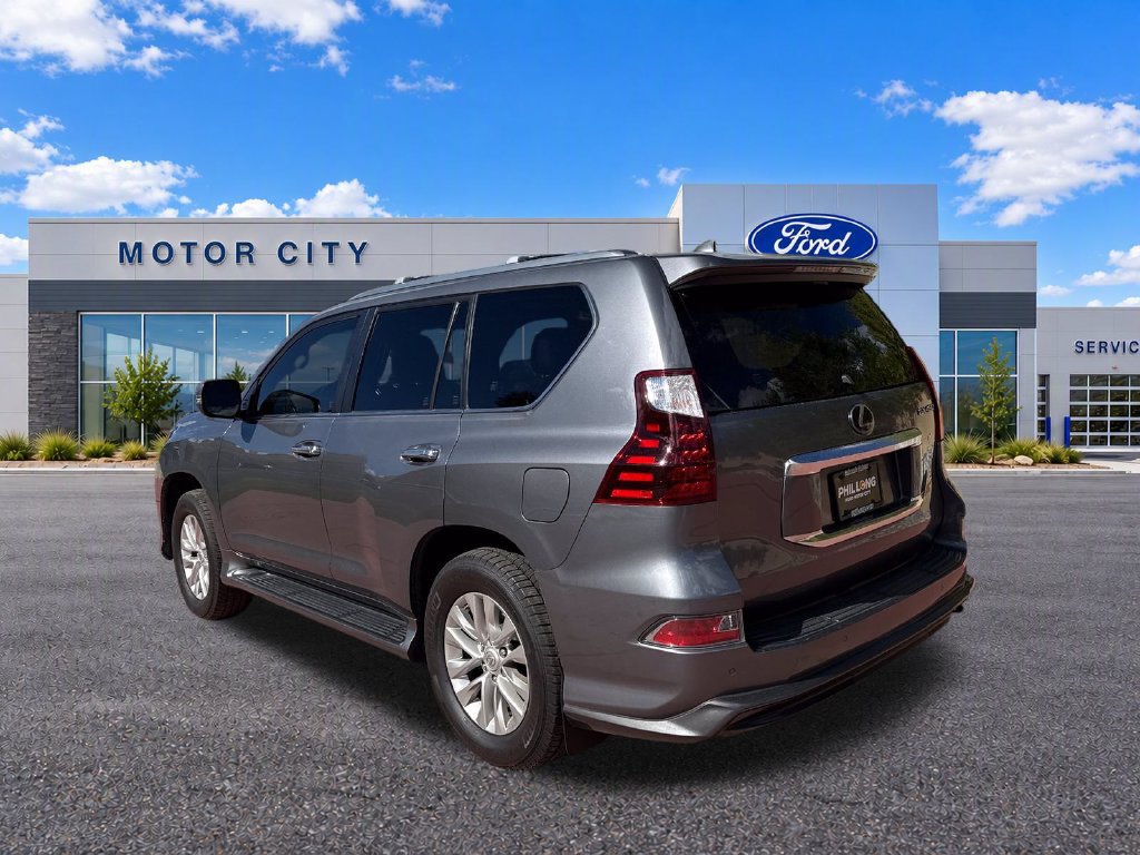 Used 2021 Lexus GX 460 Luxury w/ Sport Design Package AWD/4WD image 5