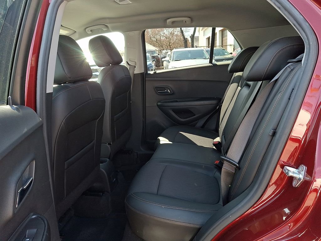 Used 2022 Chevrolet Trax LT w/ Driver Confidence Package image 11