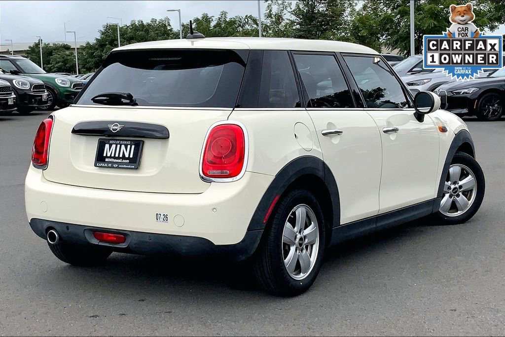 Used 2019 MINI Cooper 4-Door Hardtop image 9