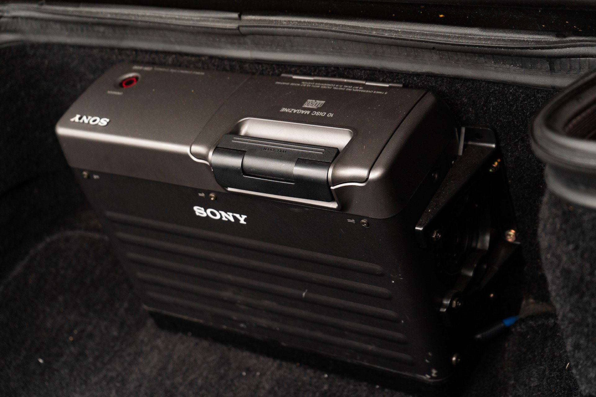 Used 1990 Ferrari Testarossa image 32