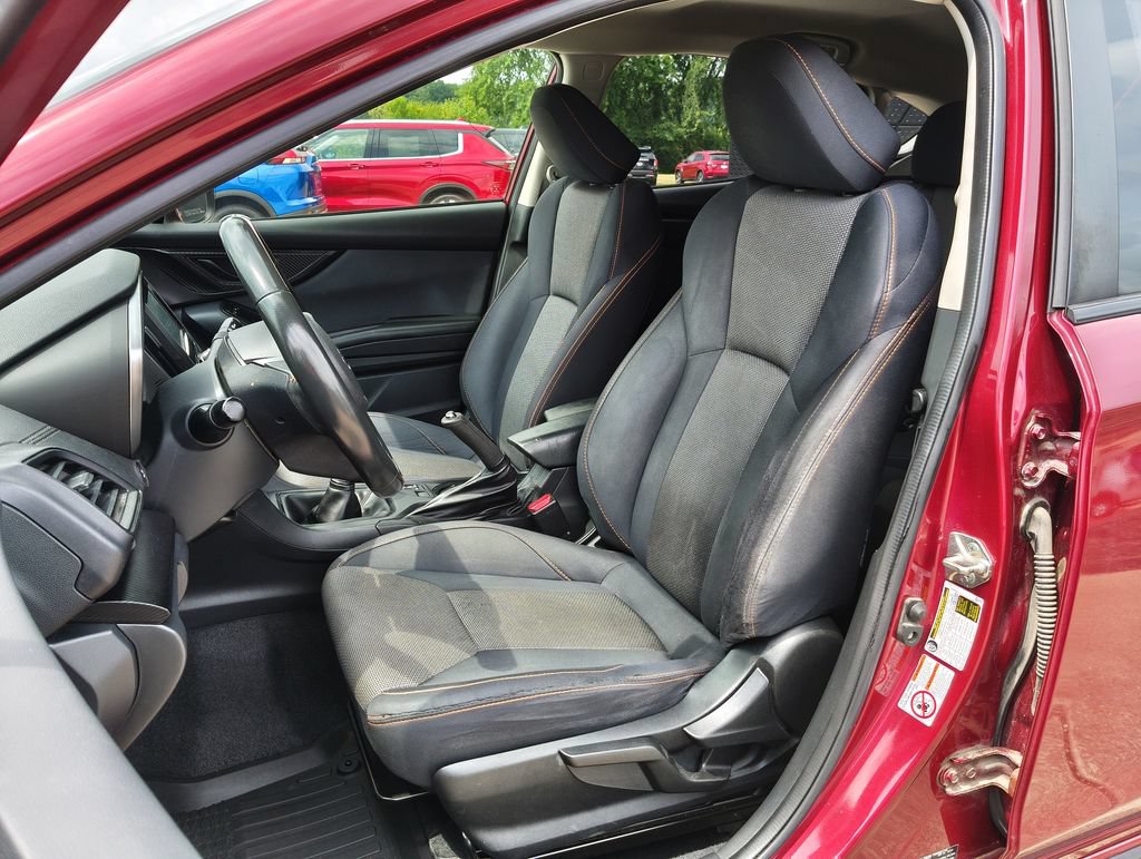 Used 2019 Subaru Crosstrek 2.0i Premium AWD/4WD image 2
