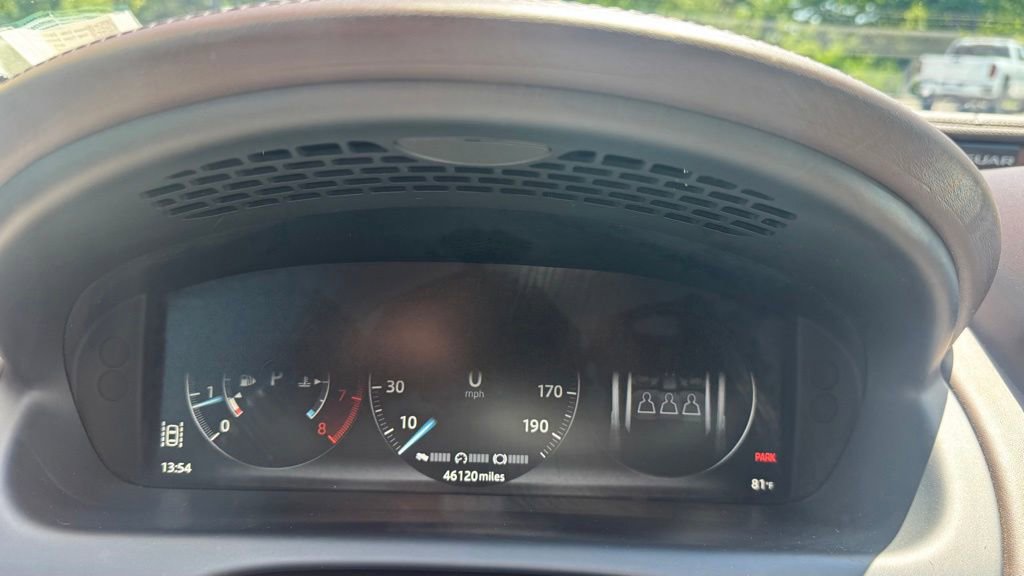 Used 2018 Jaguar XJ L Portfolio RWD image 19
