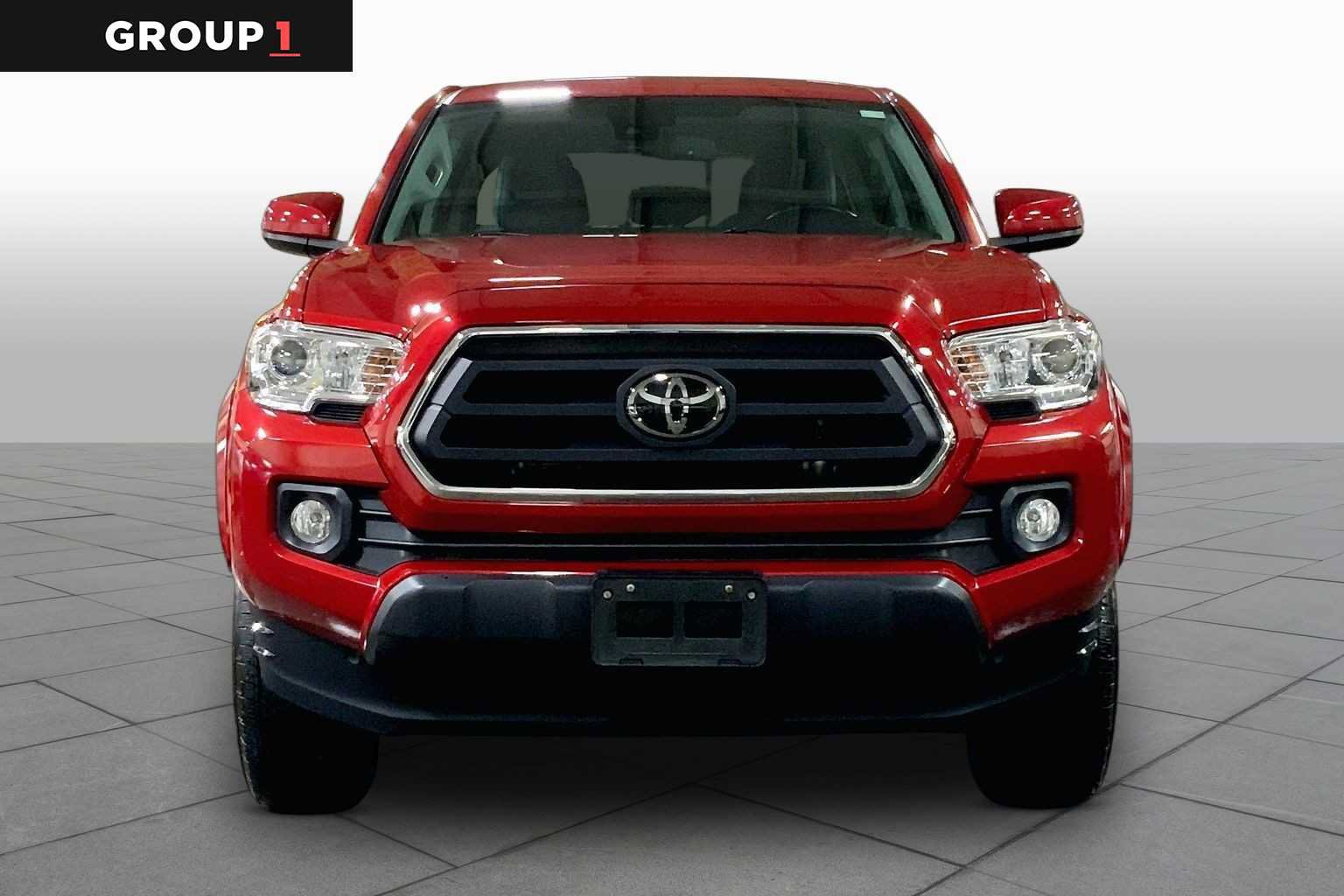 Certified 2021 Toyota Tacoma SR5 AWD/4WD image 4