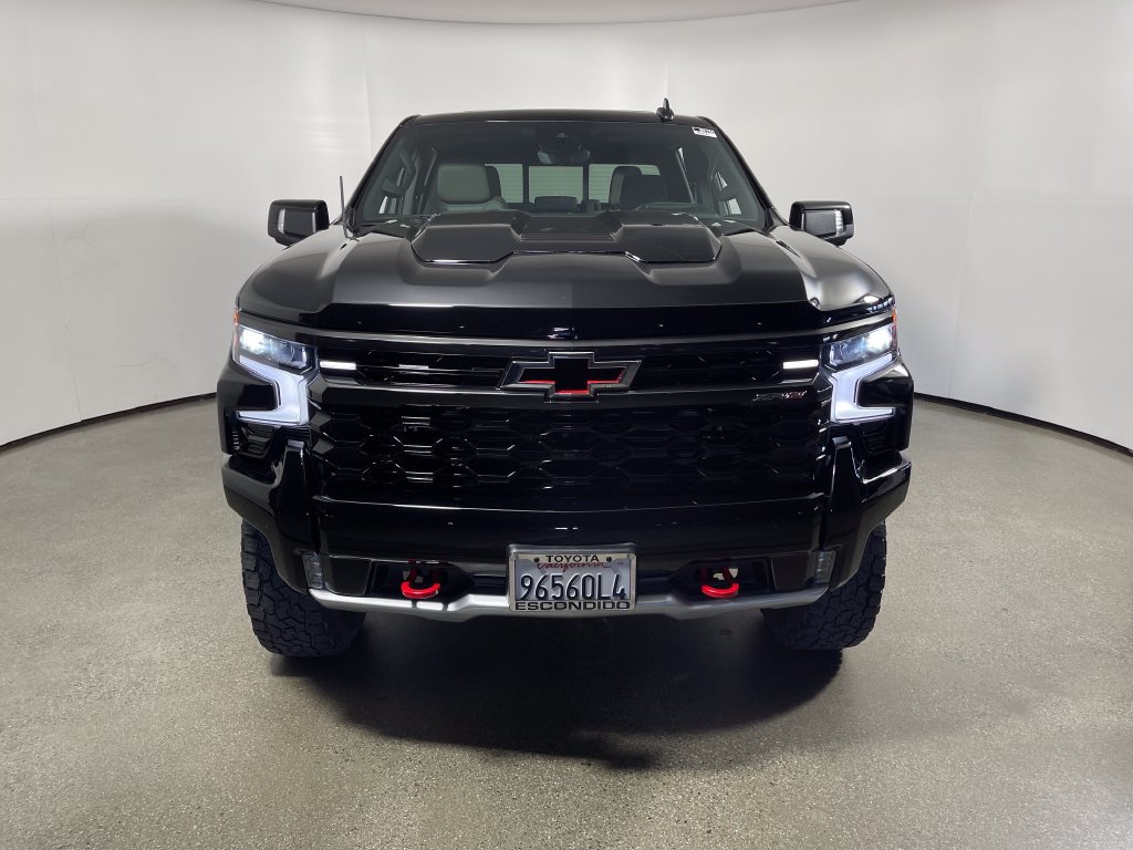 Used 2023 Chevrolet Silverado 1500 ZR2 w/ Technology Package AWD/4WD image 8