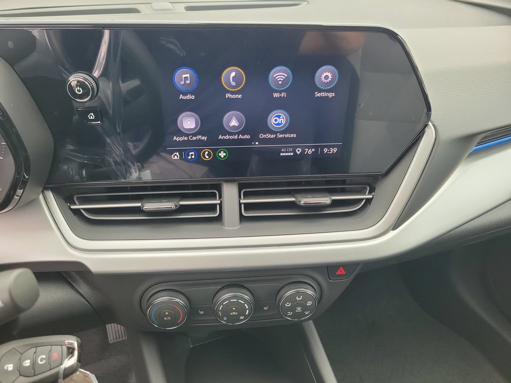New 2026 Chevrolet Trax LS w/ LS Convenience Package FWD image 7