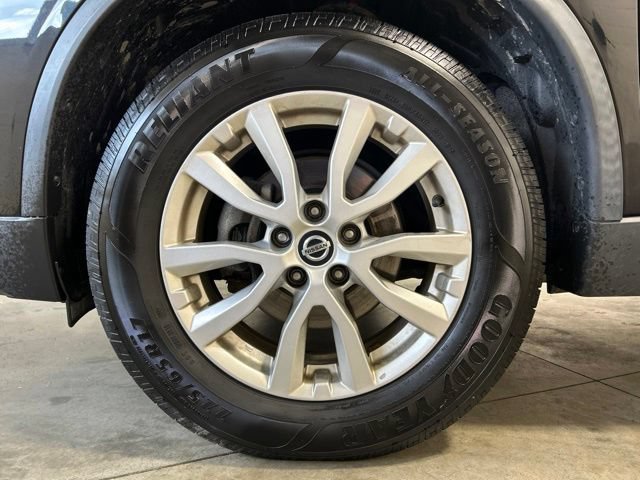 Used 2020 Nissan Rogue SV AWD/4WD image 10