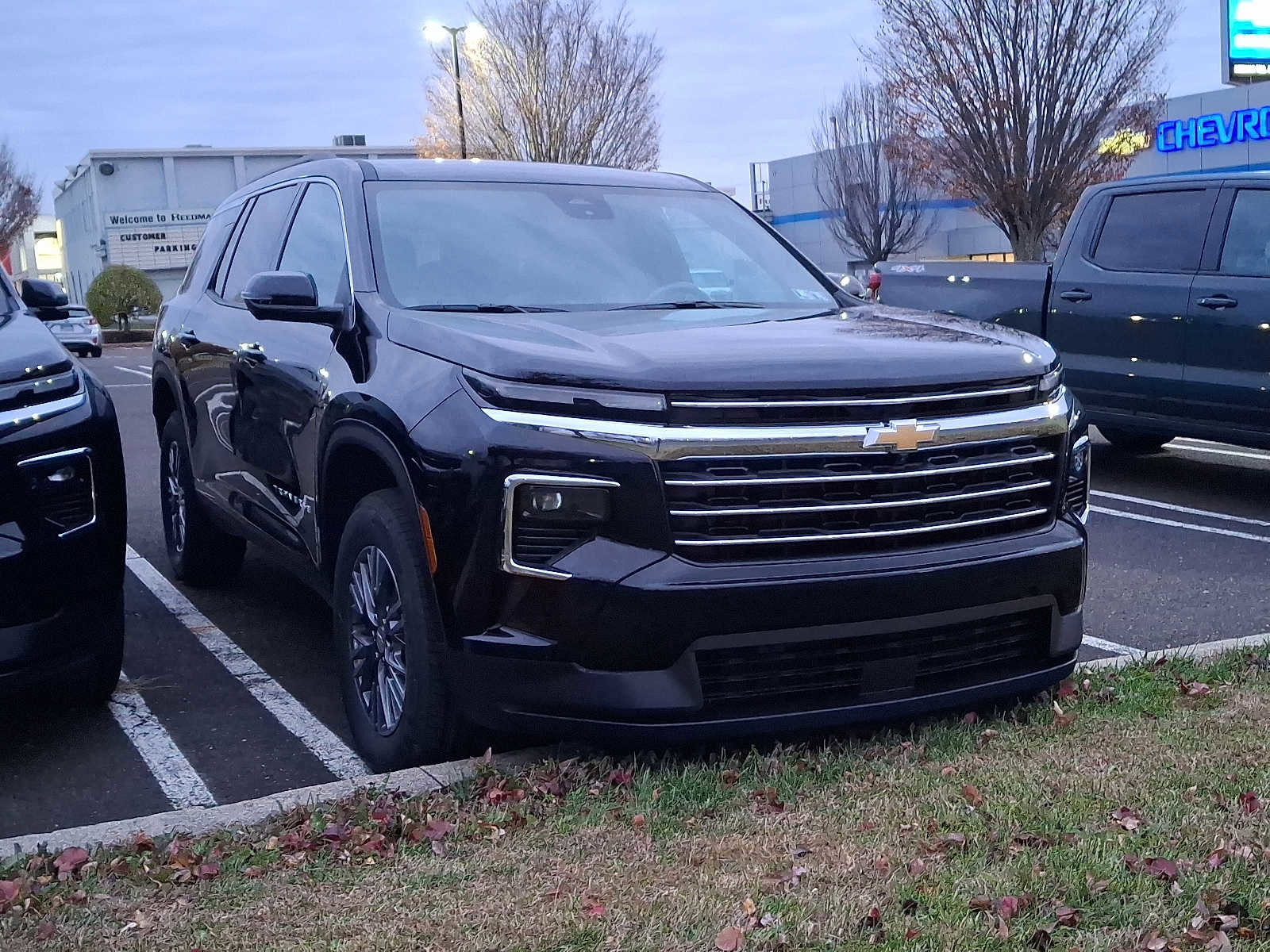 New 2026 Chevrolet Traverse LT w/ Driver Confidence Package FWD image 1