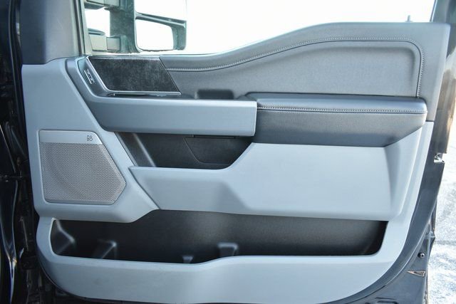 Used 2024 Ford F350 XLT w/ XLT Premium Package image 46