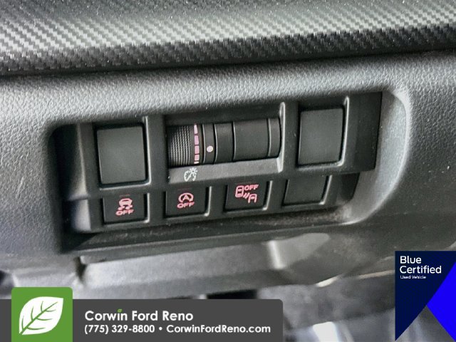 Used 2020 Subaru Crosstrek 2.0i Premium w/ Moonroof Package 2 AWD/4WD image 14