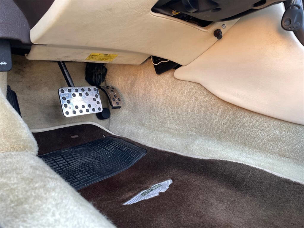 Used 2003 Aston Martin DB7 Vantage image 39