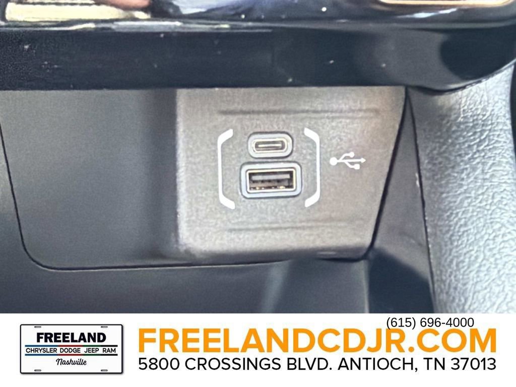 New 2026 Jeep Compass Latitude image 29