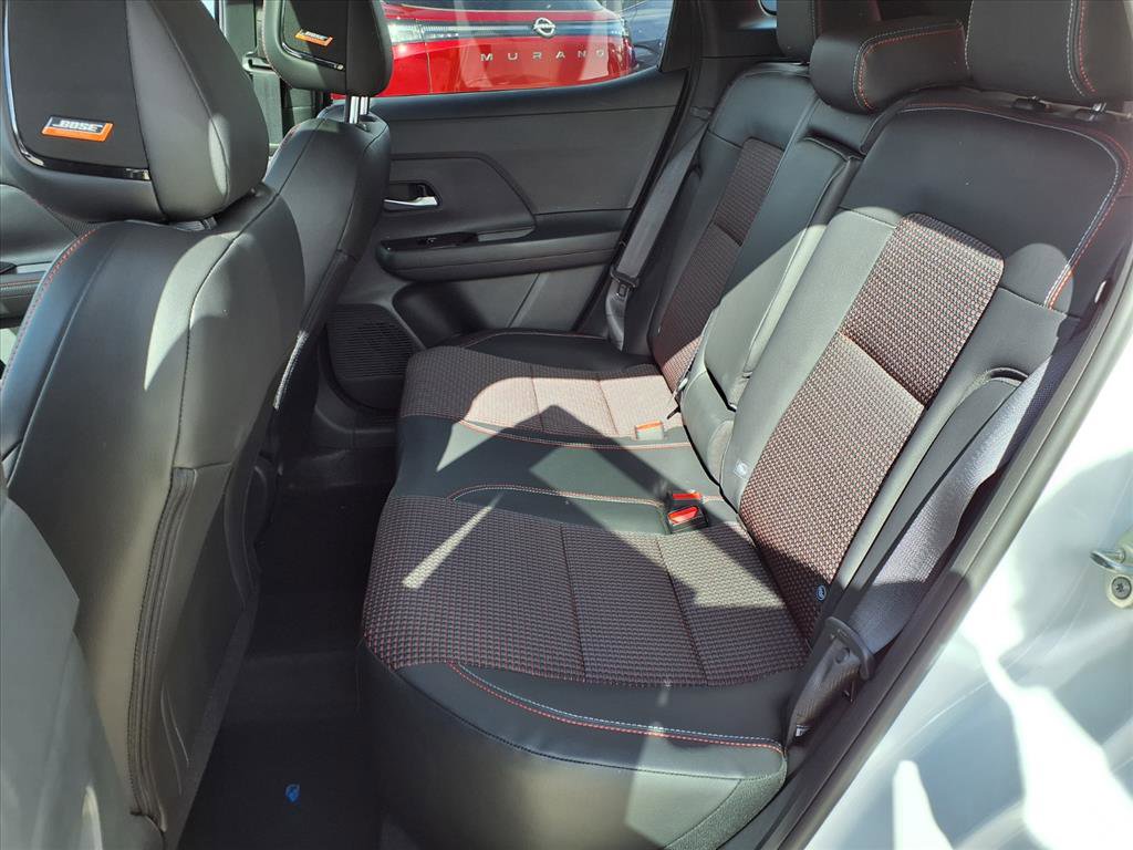 New 2026 Nissan Kicks SR image 7