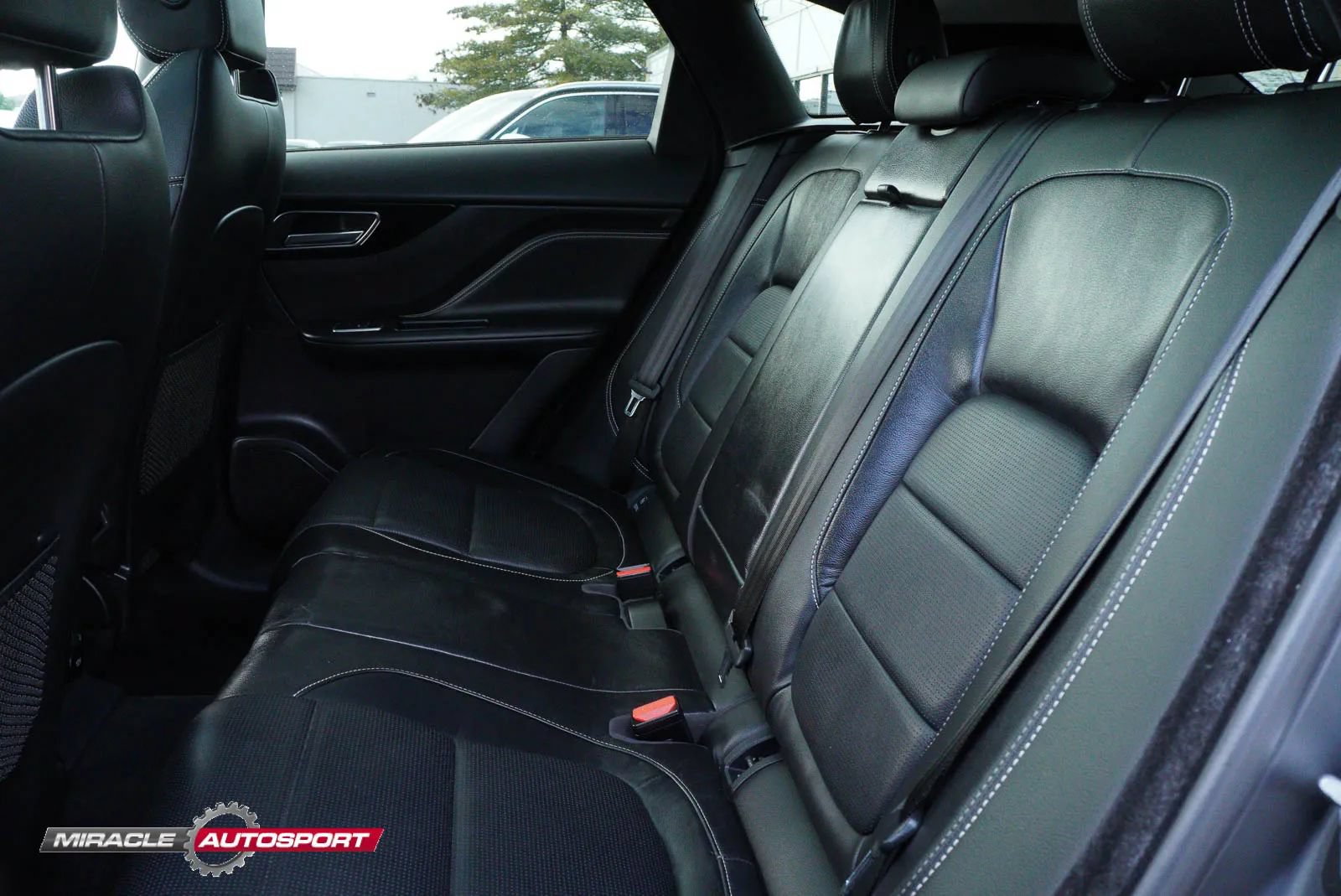 Used 2017 Jaguar F-PACE R-Sport AWD/4WD image 21