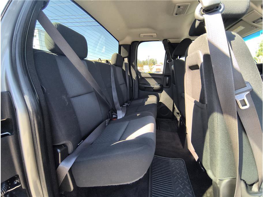 Used 2013 GMC Sierra 2500 SLE w/ SLE Preferred Package image 16