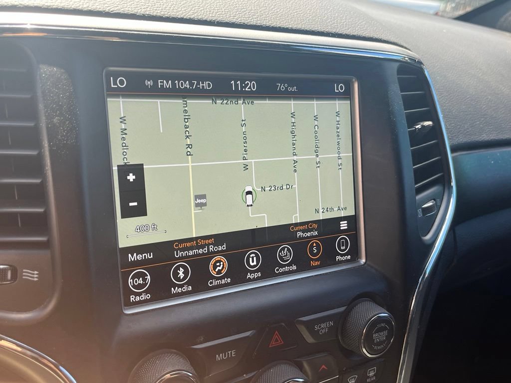 Used 2018 Jeep Grand Cherokee Altitude AWD/4WD image 15