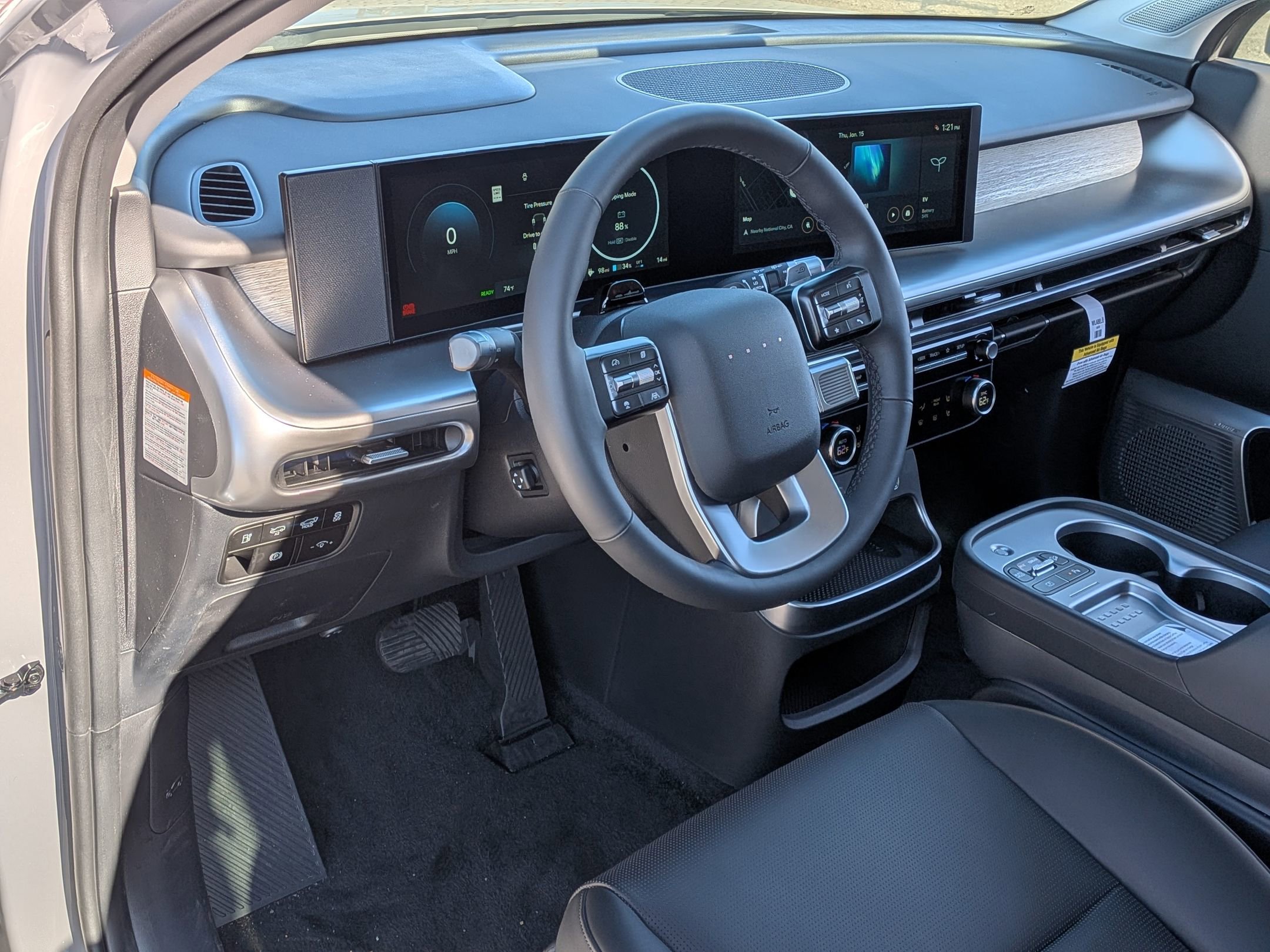 New 2026 Hyundai Ioniq 9 Limited w/ Tow & Go Package image 8