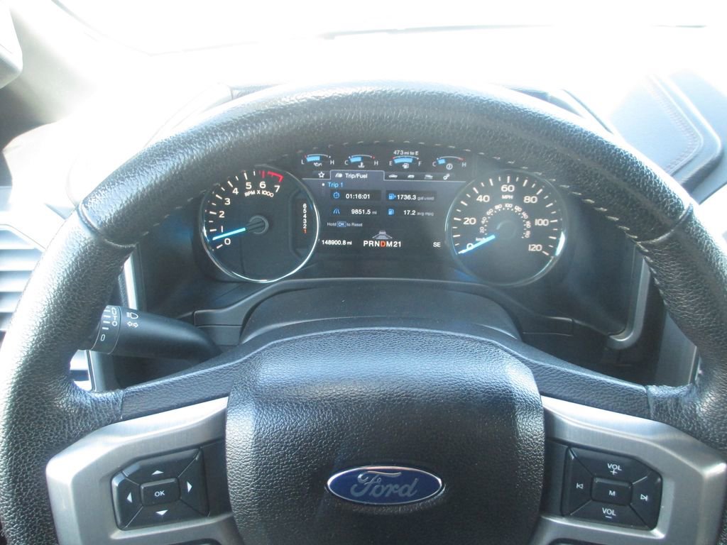 Used 2015 Ford F150 Platinum w/ Equipment Group 701A Luxury AWD/4WD image 33