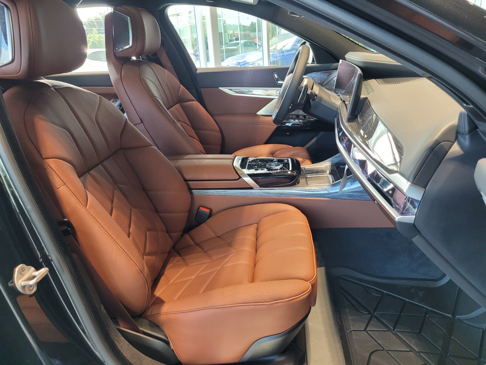 New 2026 BMW 740i w/ Executive Package image 17