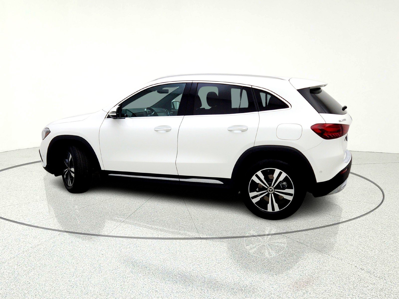 Certified 2026 Mercedes-Benz GLA 250 image 4